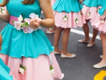 Parade des enfants à la fête des fleurs de Madère